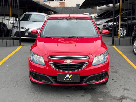 CHEVROLET PRISMA 1.4 MPFI LT 8V FLEX 4P MANUAL CHEVROLET PRISMA 1.4 MPFI LT 8V FLEX 4P MANUAL